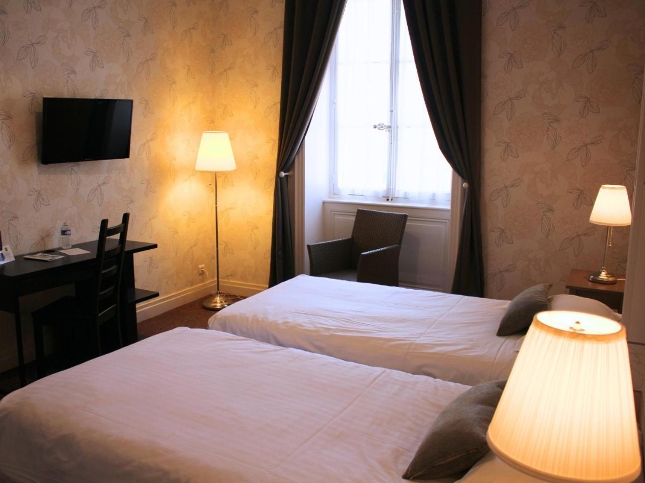 Logis Grand Hôtel Bourbon-Lancy Exterior foto