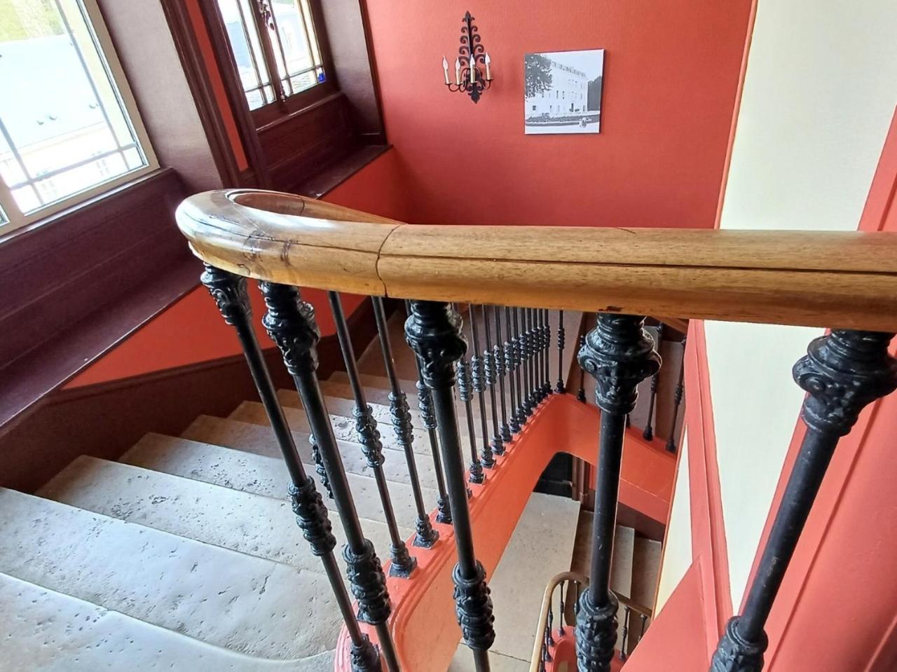 Logis Grand Hôtel Bourbon-Lancy Exterior foto